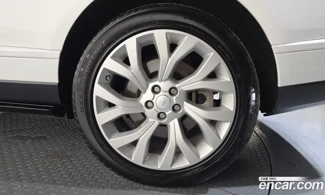 Land Rover Range Rover 2021 3.0 автомат (гидро), миниатюра 6 Land Rover Range Rover 2021 3.0 автомат (гидро), миниатюра 6