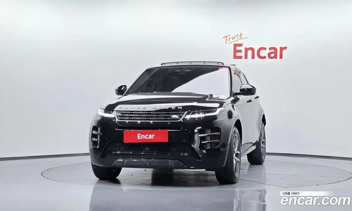 Land Rover Range Rover Evoque 2024 2.0 автомат (гидро), фото 3