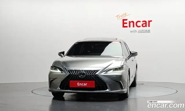 Lexus ES 2023 2.5 автомат (гидро), миниатюра 2