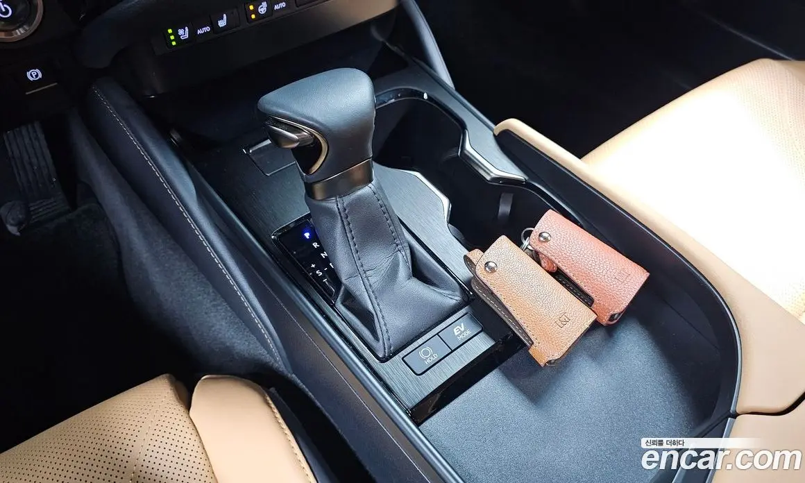 Lexus ES 2023 2.5 автомат (гидро), фото 11