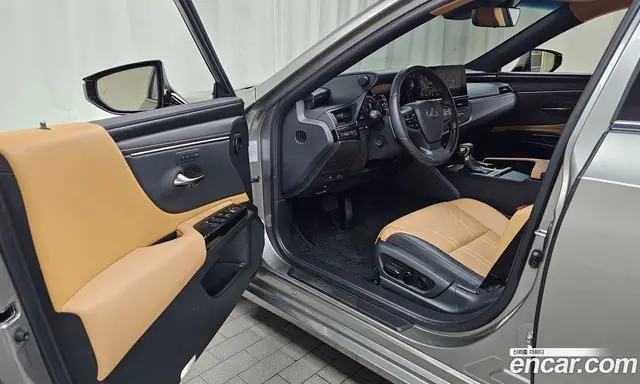 Lexus ES 2023 2.5 автомат (гидро), миниатюра 12