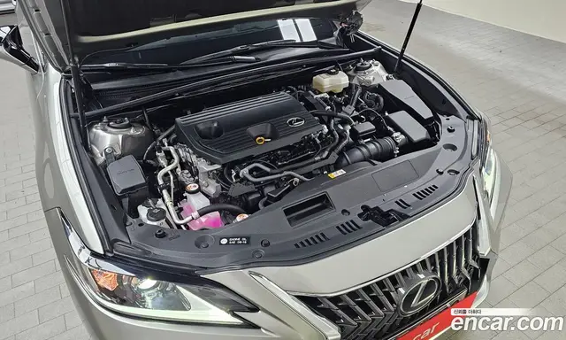 Lexus ES 2023 2.5 автомат (гидро), миниатюра 5