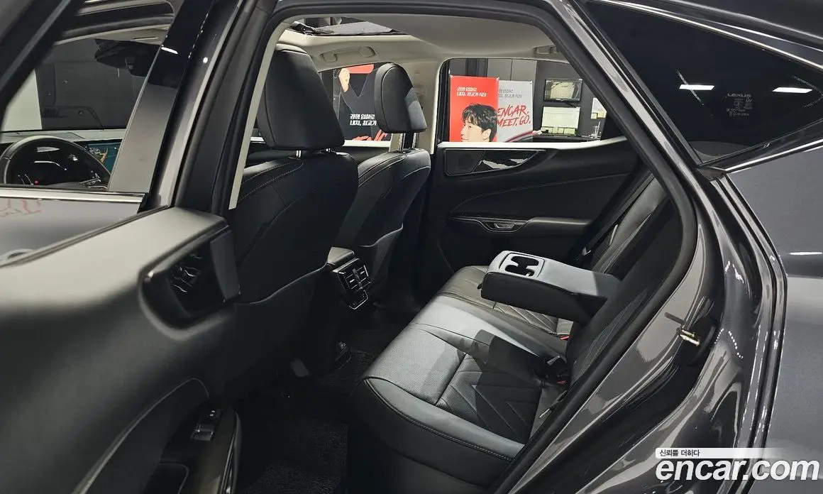 Lexus NX 2023 2.5 автомат (гидро), фото 18
