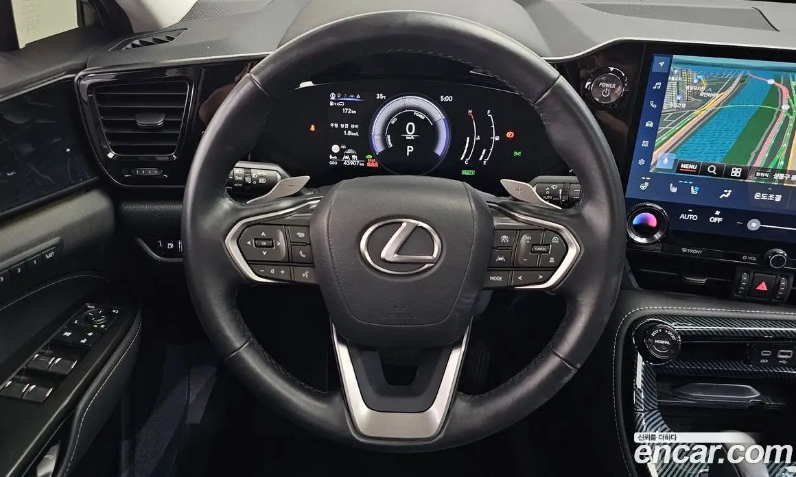 Lexus NX 2023 2.5 автомат (гидро), фото 19