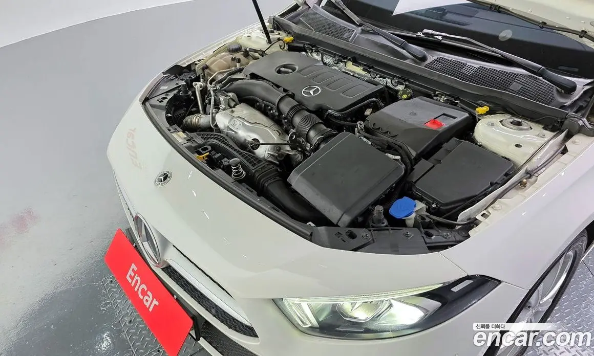 Mercedes-Benz A-Class 2019 2.0 автомат (гидро), фото 6