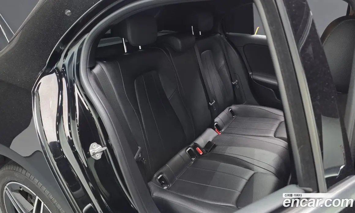 Mercedes-Benz A-Class 2021 2.0 автомат (гидро), фото 15