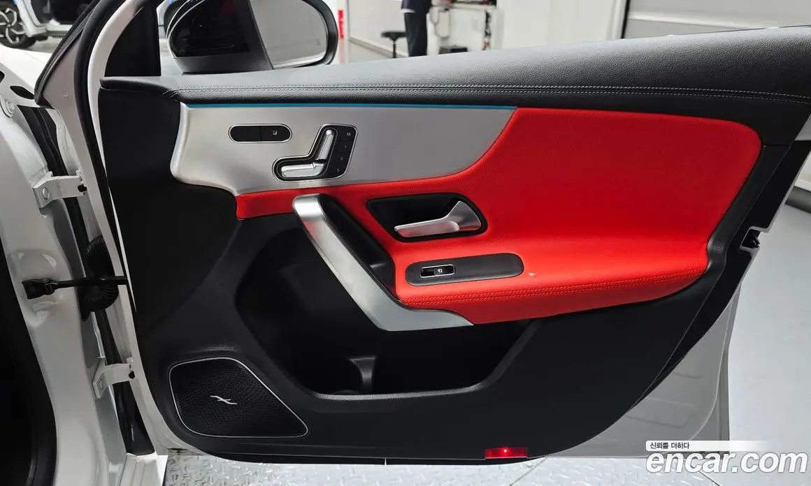 Mercedes-Benz A-Class 2025 2.0 автомат (гидро), фото 15