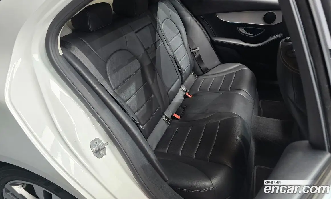 Mercedes-Benz C-Class 2018 2.1 автомат (гидро), фото 17 Mercedes-Benz C-Class 2018 2.1 автомат (гидро), фото 17