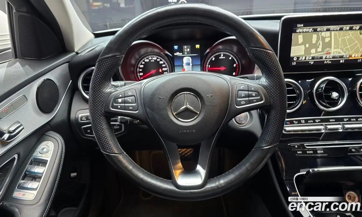 Mercedes-Benz C-Class 2018 2.1 автомат (гидро), фото 19 Mercedes-Benz C-Class 2018 2.1 автомат (гидро), фото 19