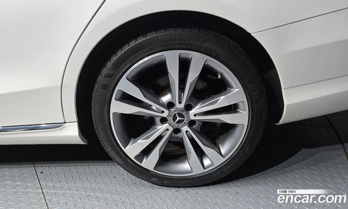 Mercedes-Benz C-Class 2018 2.1 автомат (гидро), фото 7 Mercedes-Benz C-Class 2018 2.1 автомат (гидро), фото 7