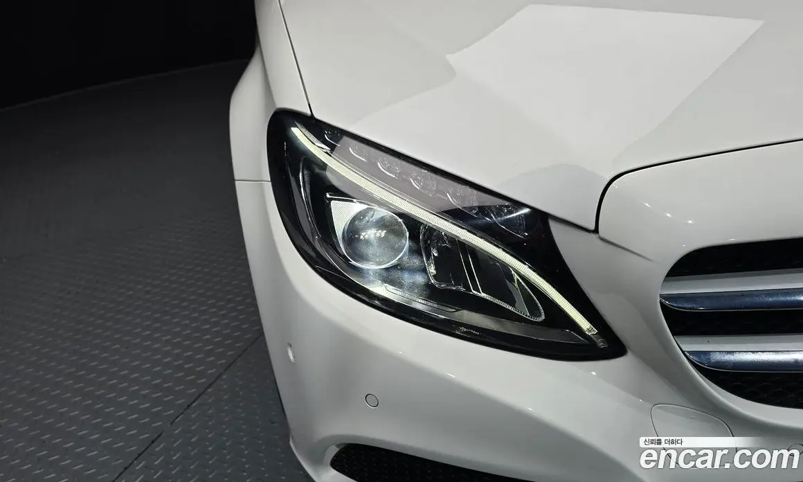 Mercedes-Benz C-Class 2018 2.1 автомат (гидро), фото 8 Mercedes-Benz C-Class 2018 2.1 автомат (гидро), фото 8