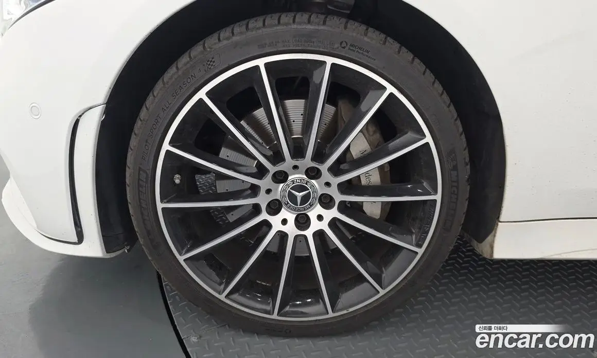 Mercedes-Benz CLS-Class 2019 2.9 автомат (гидро), фото 5 Mercedes-Benz CLS-Class 2019 2.9 автомат (гидро), фото 5