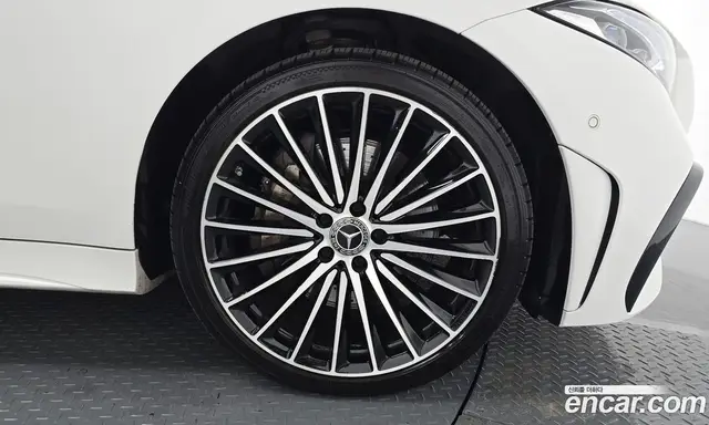 Mercedes-Benz CLS-Class 2023 3.0 автомат (гидро), миниатюра 7