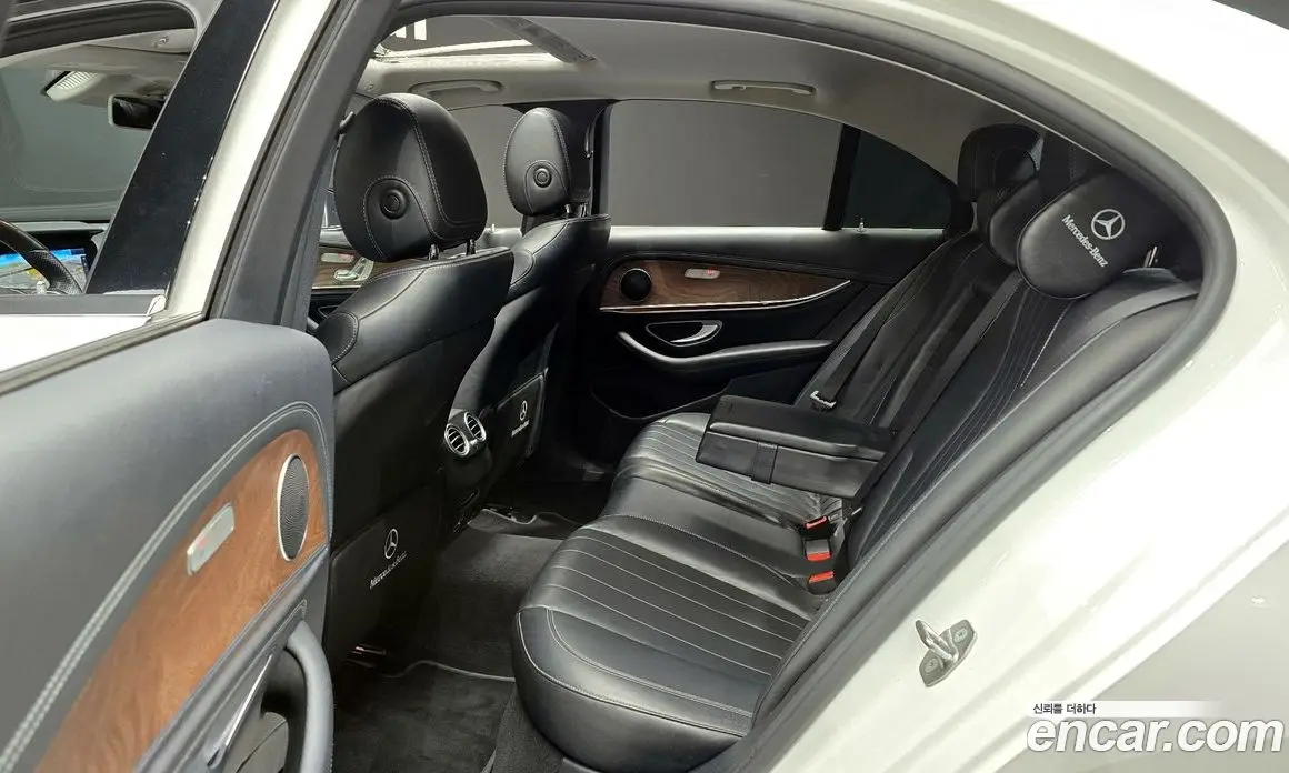 Mercedes-Benz E-Class 2016 1.9 автомат (гидро), фото 16 Mercedes-Benz E-Class 2016 1.9 автомат (гидро), фото 16