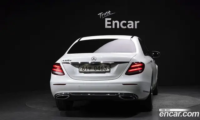 Mercedes-Benz E-Class 2016 1.9 автомат (гидро), миниатюра 3 Mercedes-Benz E-Class 2016 1.9 автомат (гидро), миниатюра 3