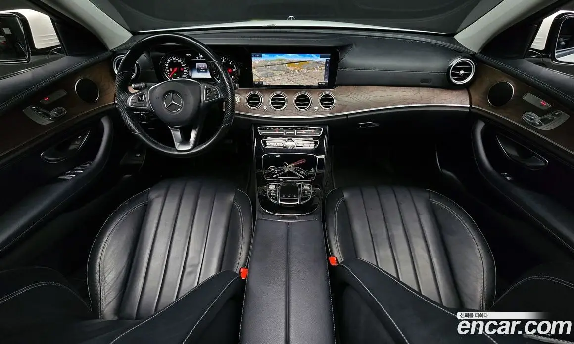 Mercedes-Benz E-Class 2016 1.9 автомат (гидро), фото 9 Mercedes-Benz E-Class 2016 1.9 автомат (гидро), фото 9