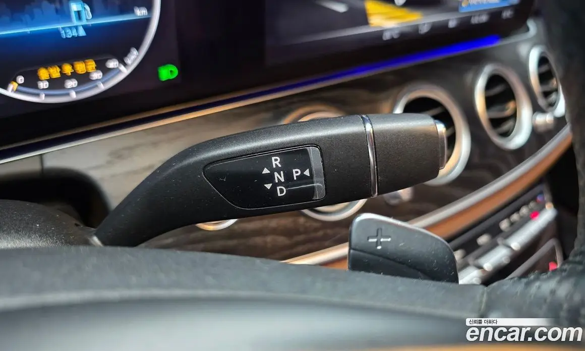 Mercedes-Benz E-Class 2017 2.0 автомат (гидро), фото 12