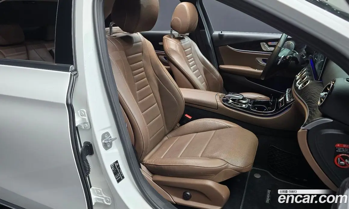 Mercedes-Benz E-Class 2017 2.0 автомат (гидро), фото 18