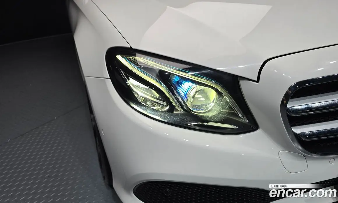 Mercedes-Benz E-Class 2017 2.0 автомат (гидро), фото 8