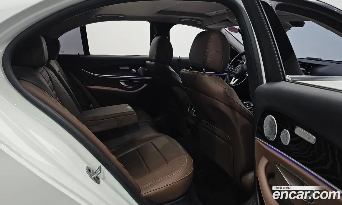 Mercedes-Benz E-Class 2018 2.0 автомат (гидро), фото 16