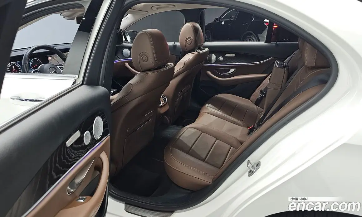 Mercedes-Benz E-Class 2018 2.0 автомат (гидро), фото 18