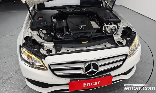Mercedes-Benz E-Class 2018 2.0 автомат (гидро), миниатюра 6