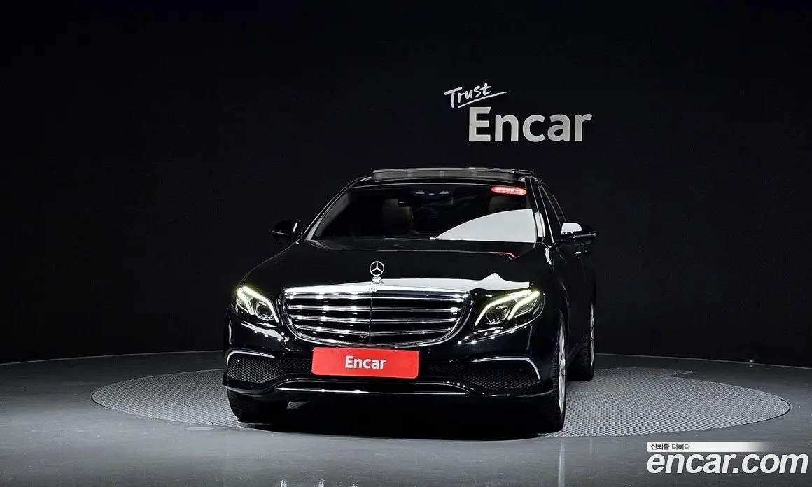 Mercedes-Benz E-Class 2019 2.0 автомат (гидро), фото 2 Mercedes-Benz E-Class 2019 2.0 автомат (гидро), фото 2