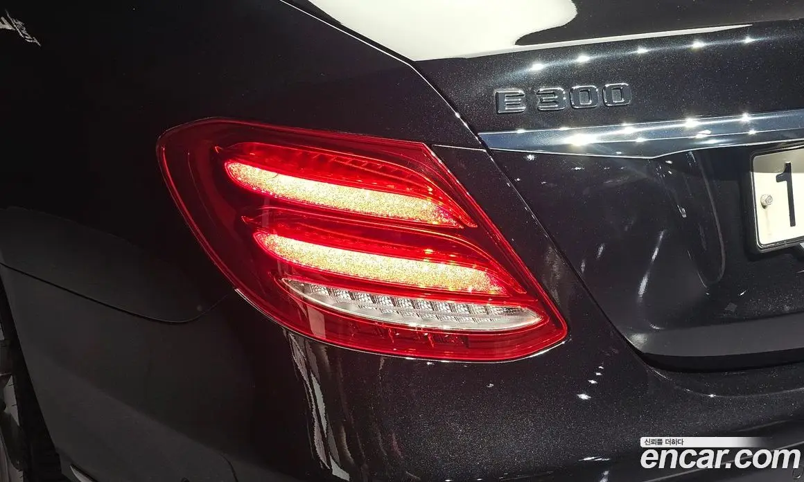 Mercedes-Benz E-Class 2019 2.0 автомат (гидро), фото 8 Mercedes-Benz E-Class 2019 2.0 автомат (гидро), фото 8