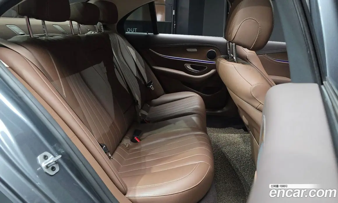 Mercedes-Benz E-Class 2020 1.9 автомат (гидро), фото 16 Mercedes-Benz E-Class 2020 1.9 автомат (гидро), фото 16