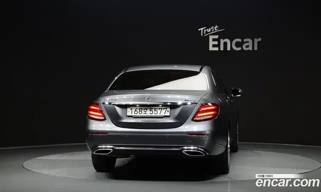 Mercedes-Benz E-Class 2020 1.9 автомат (гидро), миниатюра 3 Mercedes-Benz E-Class 2020 1.9 автомат (гидро), миниатюра 3