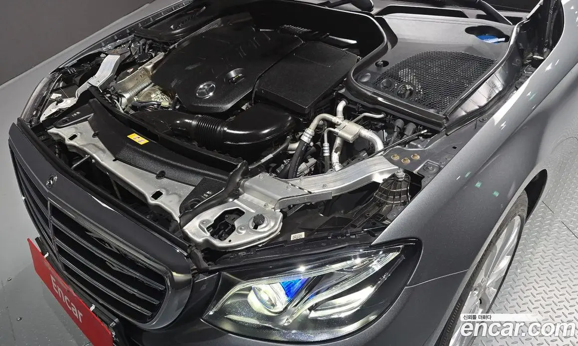 Mercedes-Benz E-Class 2020 1.9 автомат (гидро), фото 5 Mercedes-Benz E-Class 2020 1.9 автомат (гидро), фото 5