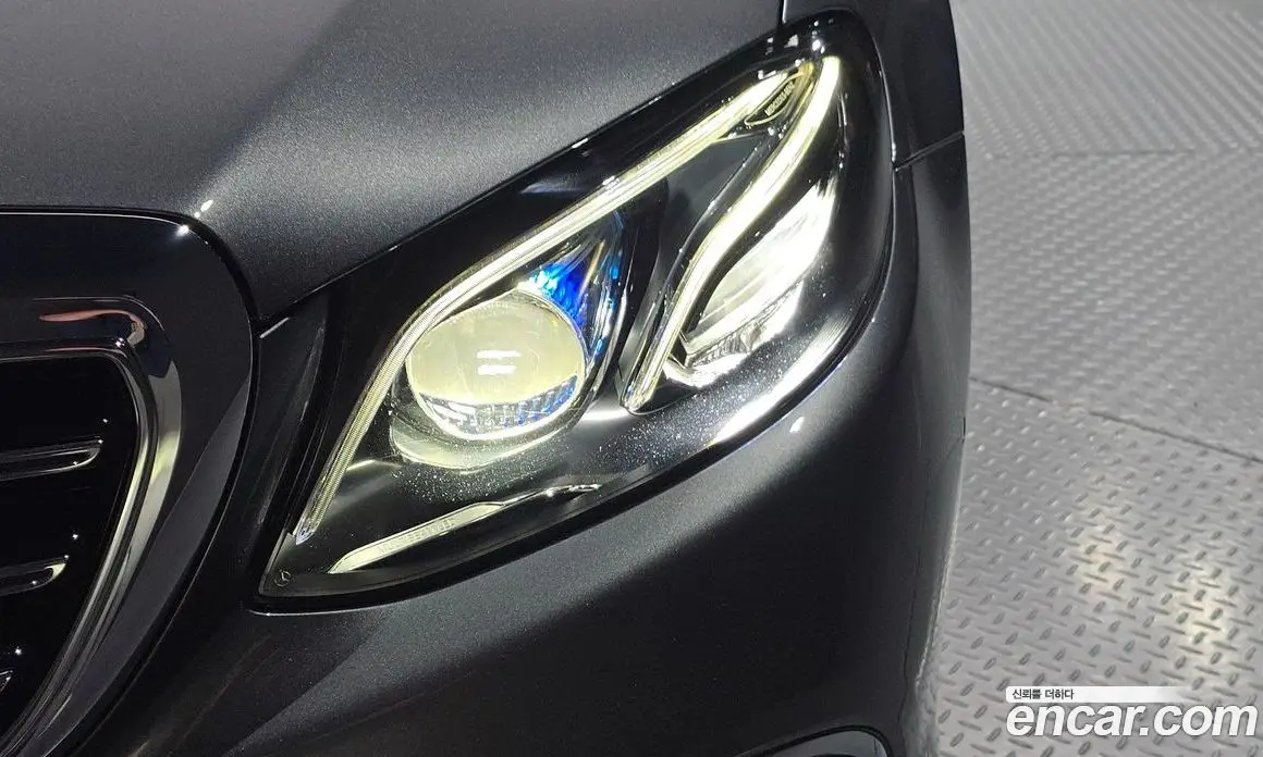 Mercedes-Benz E-Class 2020 1.9 автомат (гидро), фото 7 Mercedes-Benz E-Class 2020 1.9 автомат (гидро), фото 7