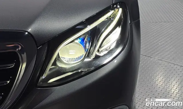 Mercedes-Benz E-Class 2020 1.9 автомат (гидро), миниатюра 7 Mercedes-Benz E-Class 2020 1.9 автомат (гидро), миниатюра 7