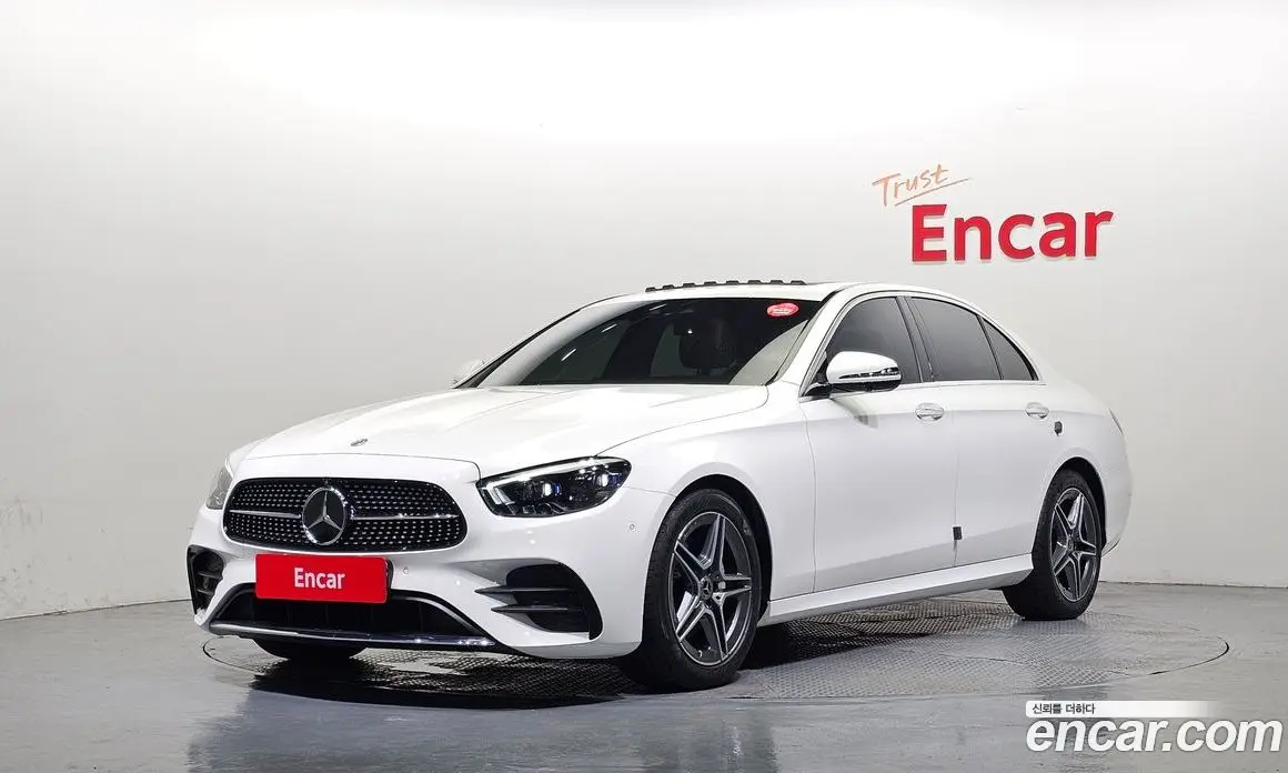 Mercedes-Benz E-Class 2022 2.0 автомат (гидро), фото 1 Mercedes-Benz E-Class 2022 2.0 автомат (гидро), фото 1