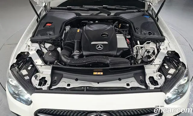 Mercedes-Benz E-Class 2022 2.0 автомат (гидро), миниатюра 6 Mercedes-Benz E-Class 2022 2.0 автомат (гидро), миниатюра 6