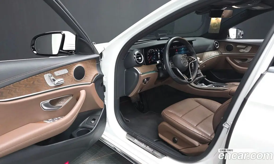 Mercedes-Benz E-Class 2022 2.0 автомат (гидро), фото 12 Mercedes-Benz E-Class 2022 2.0 автомат (гидро), фото 12