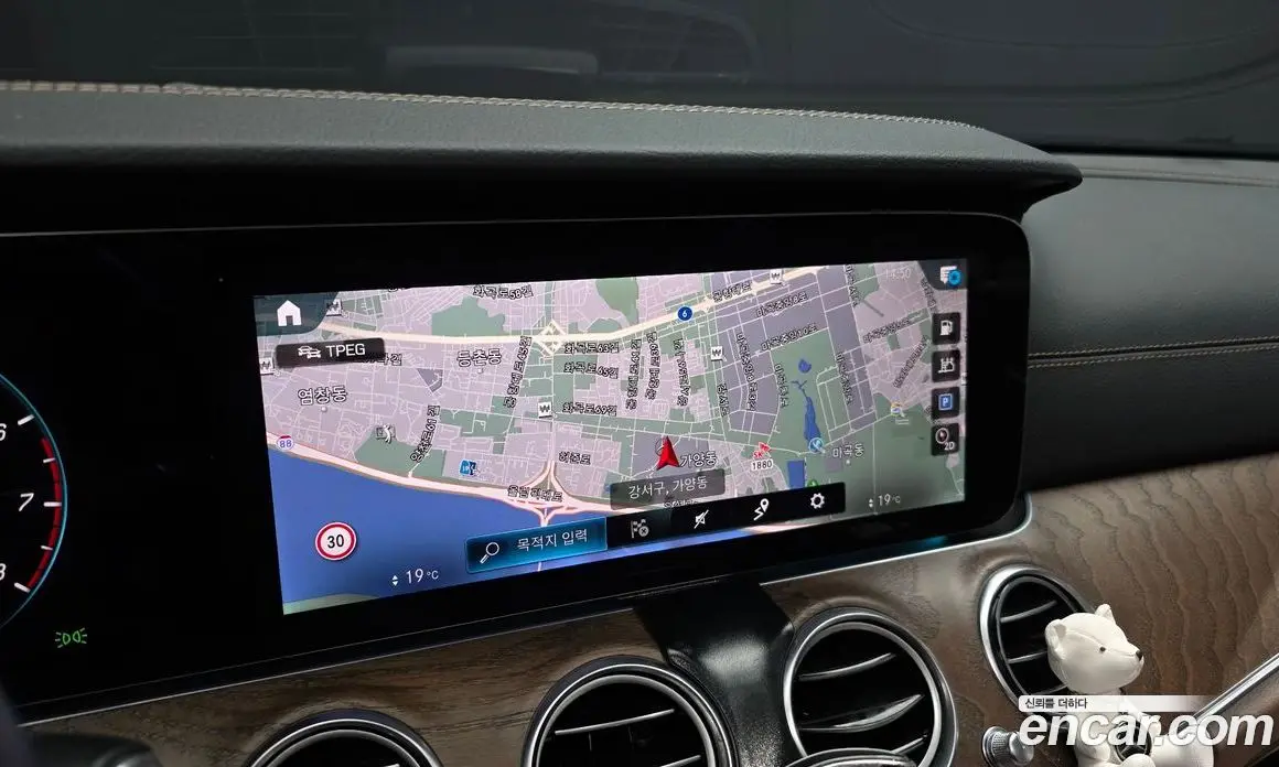 Mercedes-Benz E-Class 2022 2.0 автомат (гидро), фото 20 Mercedes-Benz E-Class 2022 2.0 автомат (гидро), фото 20