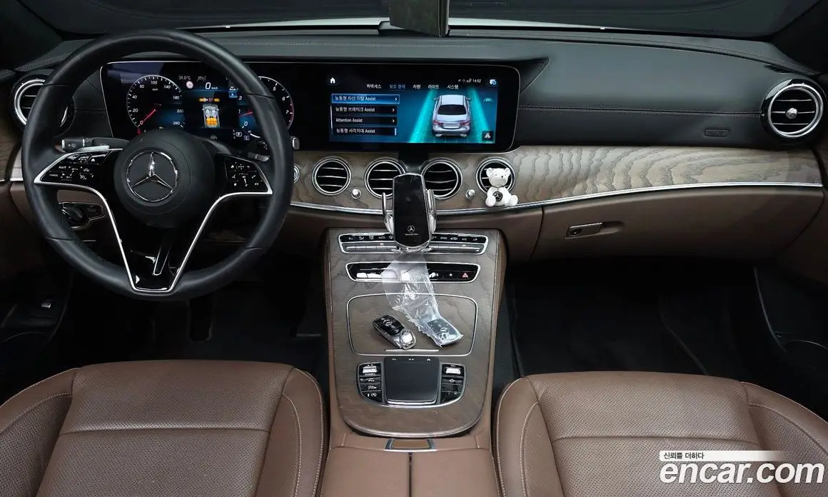 Mercedes-Benz E-Class 2022 2.0 автомат (гидро), фото 9 Mercedes-Benz E-Class 2022 2.0 автомат (гидро), фото 9