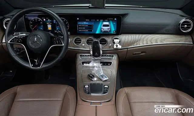 Mercedes-Benz E-Class 2022 2.0 автомат (гидро), миниатюра 9 Mercedes-Benz E-Class 2022 2.0 автомат (гидро), миниатюра 9