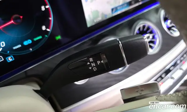 Mercedes-Benz E-Class 2023 2.0 автомат (гидро), миниатюра 11