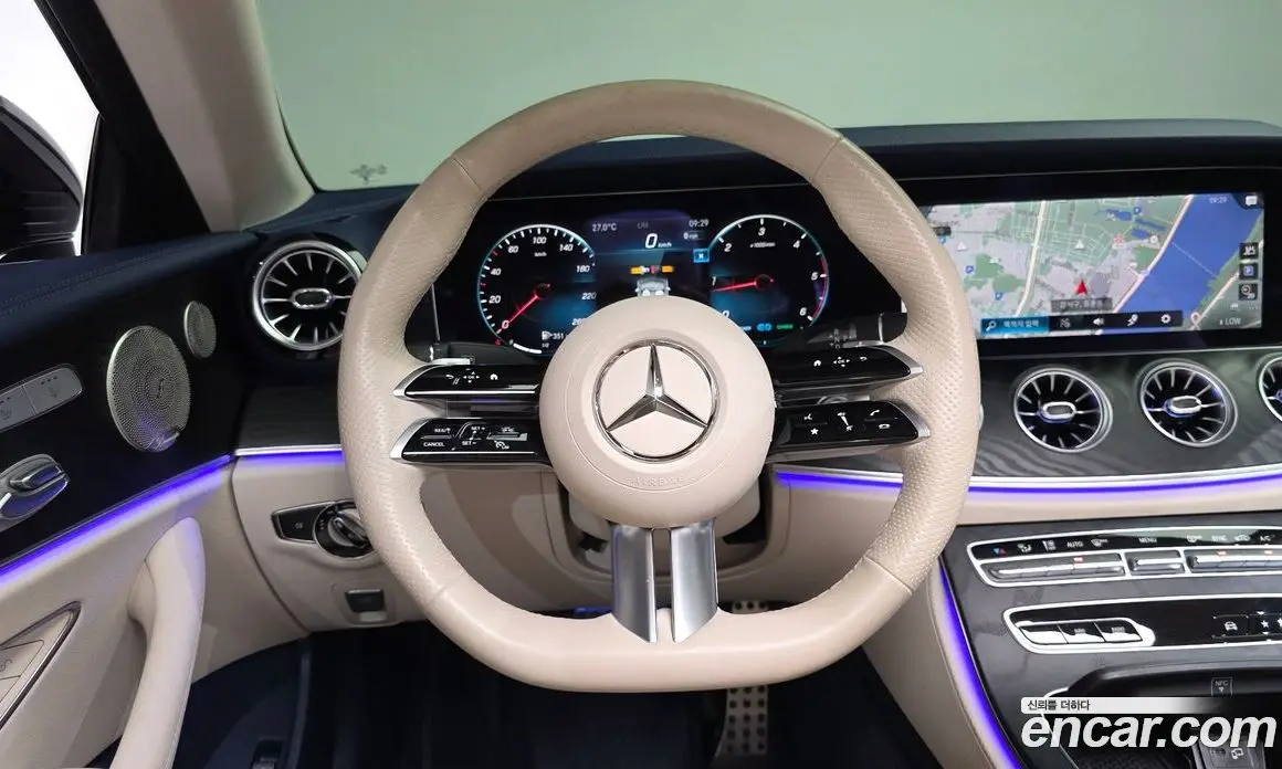 Mercedes-Benz E-Class 2023 2.0 автомат (гидро), фото 17