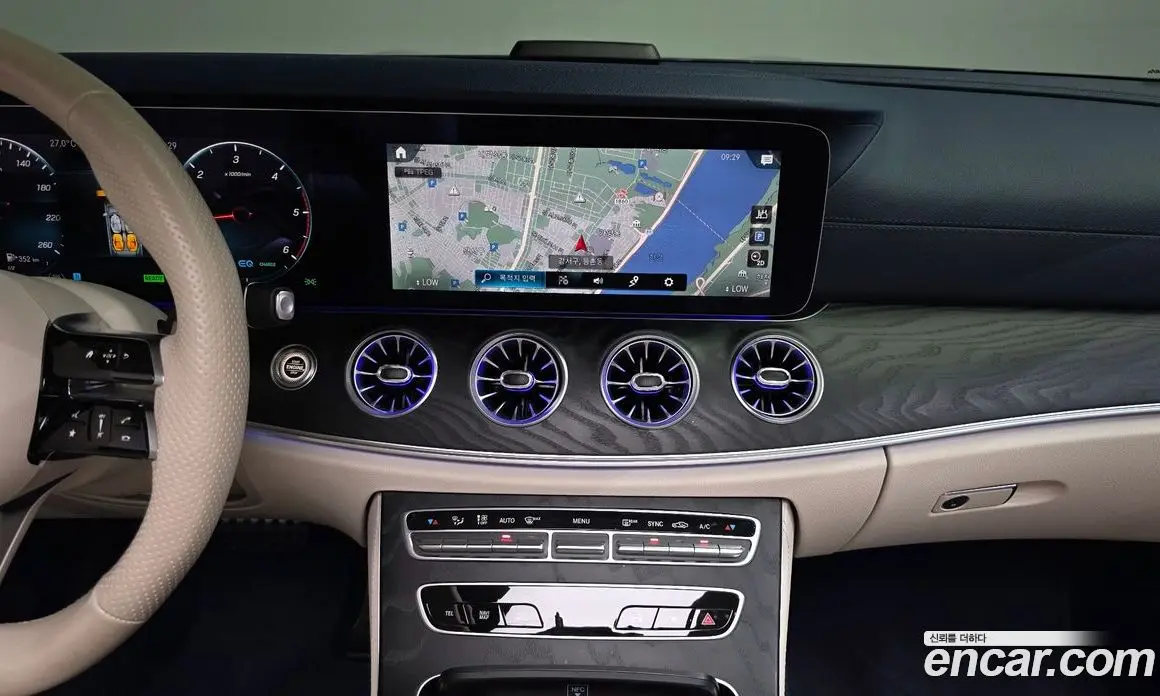 Mercedes-Benz E-Class 2023 2.0 автомат (гидро), фото 18