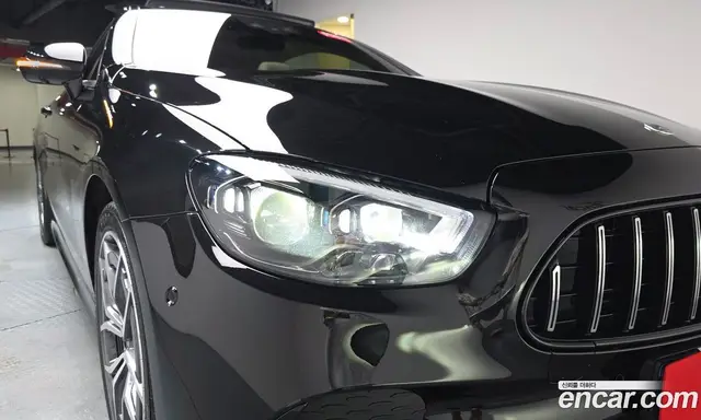 Mercedes-Benz E-Class 2023 2.0 автомат (гидро), миниатюра 7