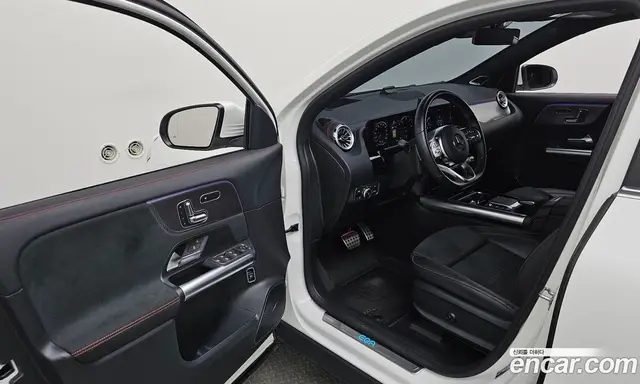 Mercedes-Benz EQA 2024 0.2 автомат (гидро), миниатюра 12