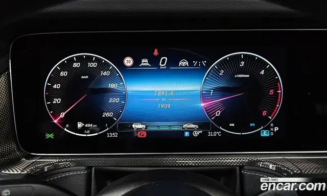 Mercedes-Benz G-Class 2024 3.0 автомат (гидро), миниатюра 8