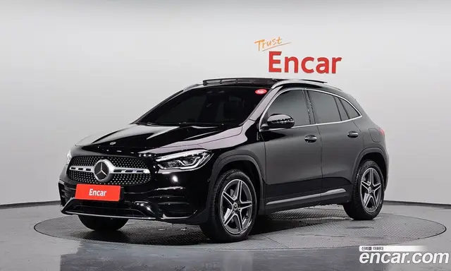 Mercedes-Benz GLA-Class, 2023, 59 910 км