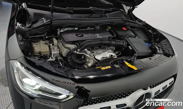 Mercedes-Benz GLA-Class 2023 2.0 автомат (гидро), миниатюра 6 Mercedes-Benz GLA-Class 2023 2.0 автомат (гидро), миниатюра 6