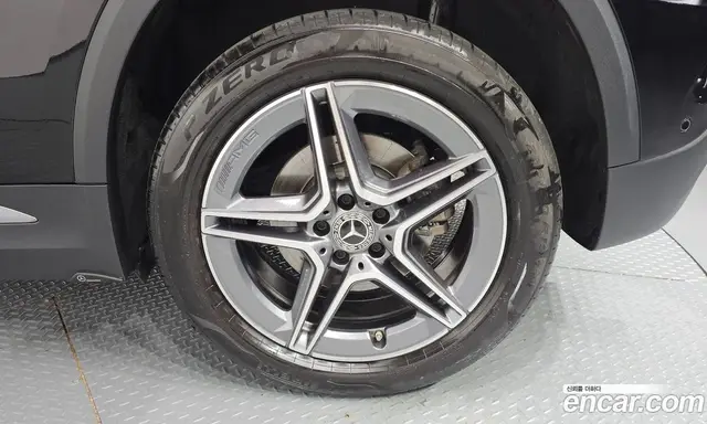 Mercedes-Benz GLA-Class 2023 2.0 автомат (гидро), миниатюра 7 Mercedes-Benz GLA-Class 2023 2.0 автомат (гидро), миниатюра 7