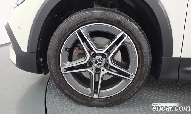 Mercedes-Benz GLB-Class 2021 2.0 автомат (гидро), миниатюра 5 Mercedes-Benz GLB-Class 2021 2.0 автомат (гидро), миниатюра 5