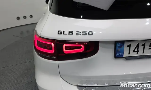 Mercedes-Benz GLB-Class 2021 2.0 автомат (гидро), миниатюра 9 Mercedes-Benz GLB-Class 2021 2.0 автомат (гидро), миниатюра 9